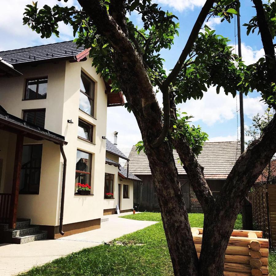 Famives Vendeghaz Bed & Breakfast Racul Dış mekan fotoğraf