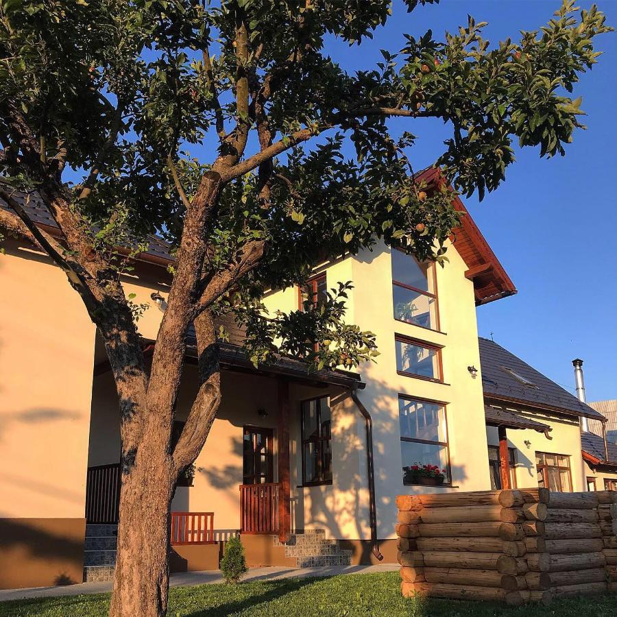 Famives Vendeghaz Bed & Breakfast Racul Dış mekan fotoğraf