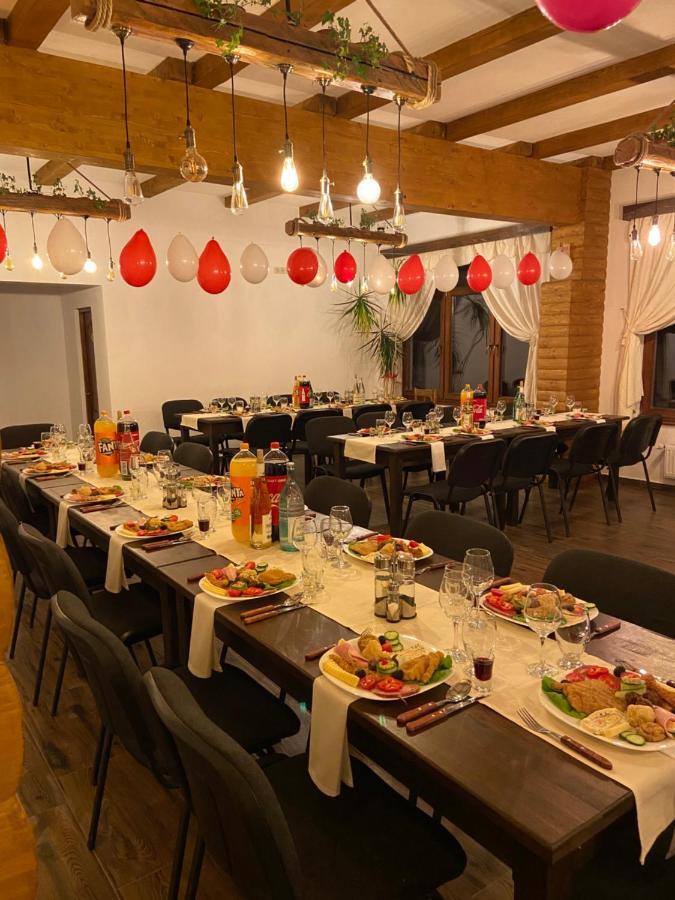 Famives Vendeghaz Bed & Breakfast Racul Dış mekan fotoğraf