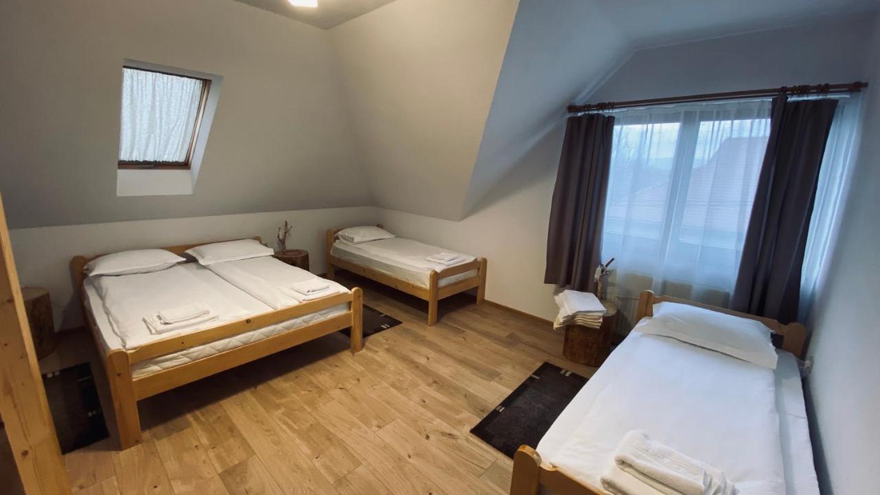 Famives Vendeghaz Bed & Breakfast Racul Dış mekan fotoğraf