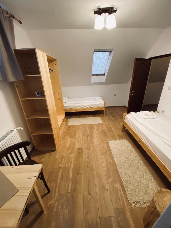 Famives Vendeghaz Bed & Breakfast Racul Dış mekan fotoğraf