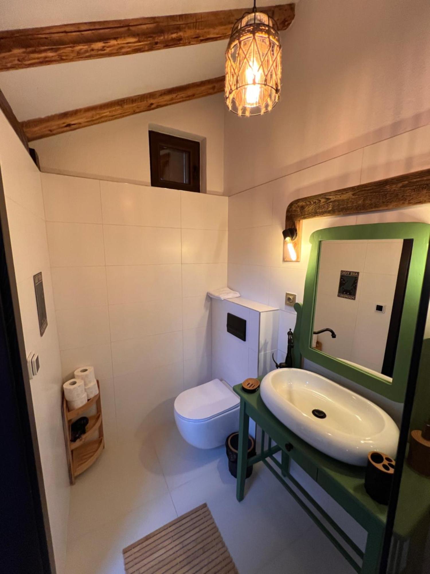 Famives Vendeghaz Bed & Breakfast Racul Dış mekan fotoğraf