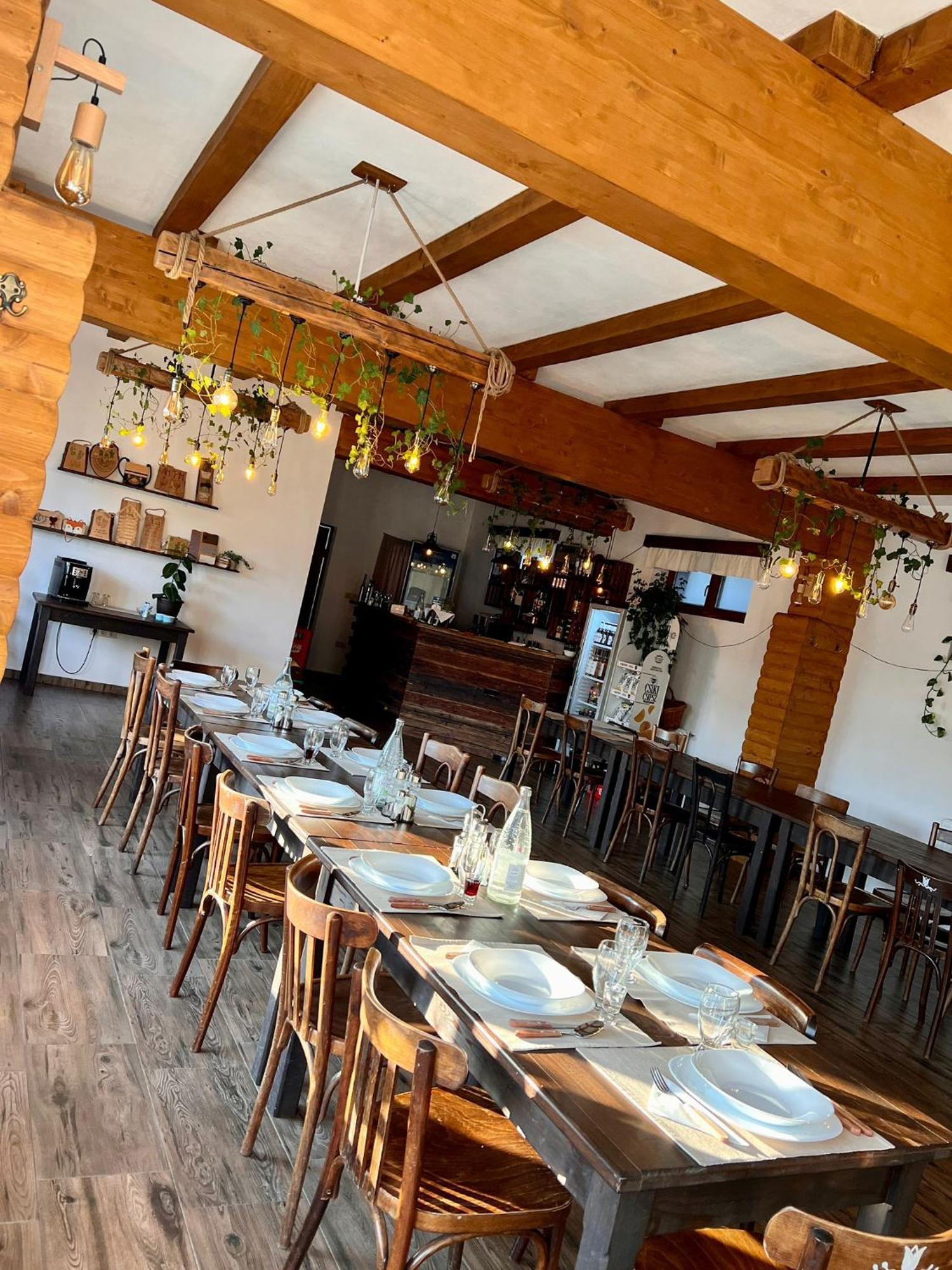 Famives Vendeghaz Bed & Breakfast Racul Dış mekan fotoğraf